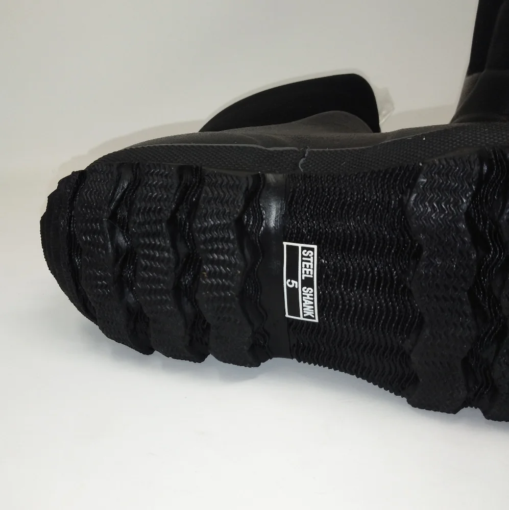 TideWe nwot boots